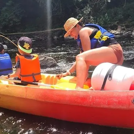 Campingplads Tonneau Insolite Au Des Nieres *